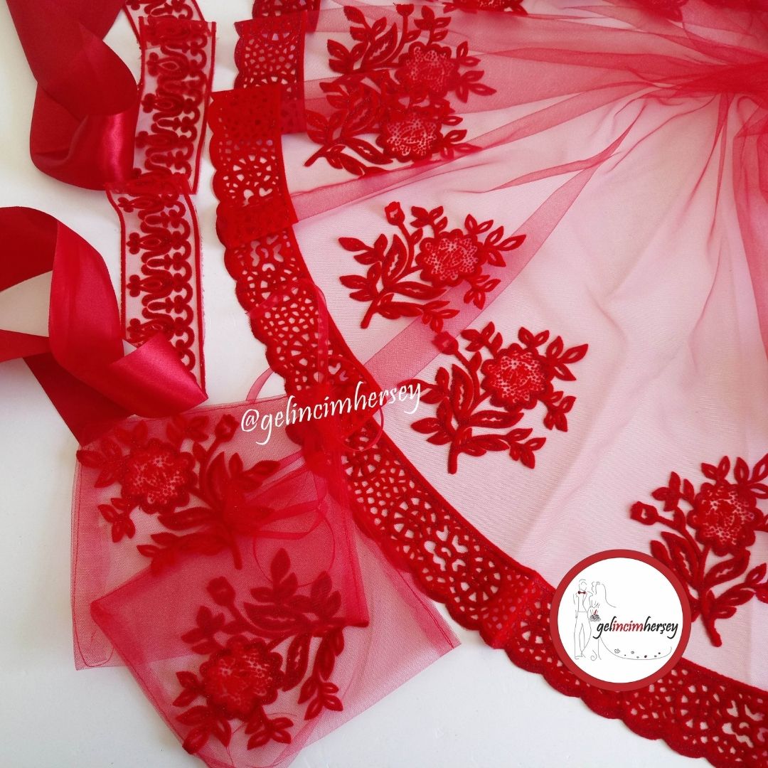 GelincimherşeyÇiçekliFlokGelinDuvağıKırmızı1