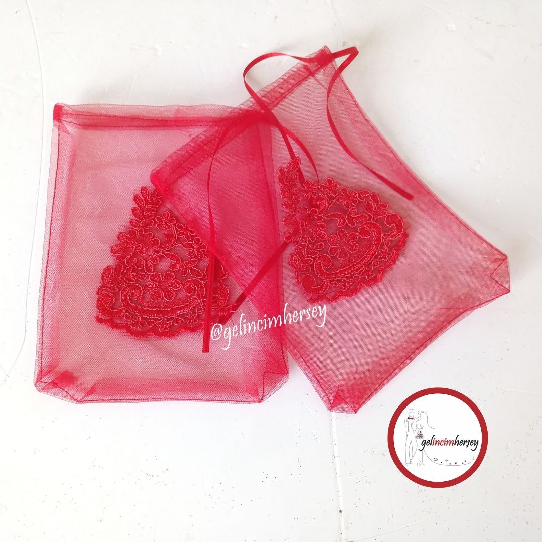 GelincimherşeyFransızGüpürlüGelinDuvağıKırmızı1