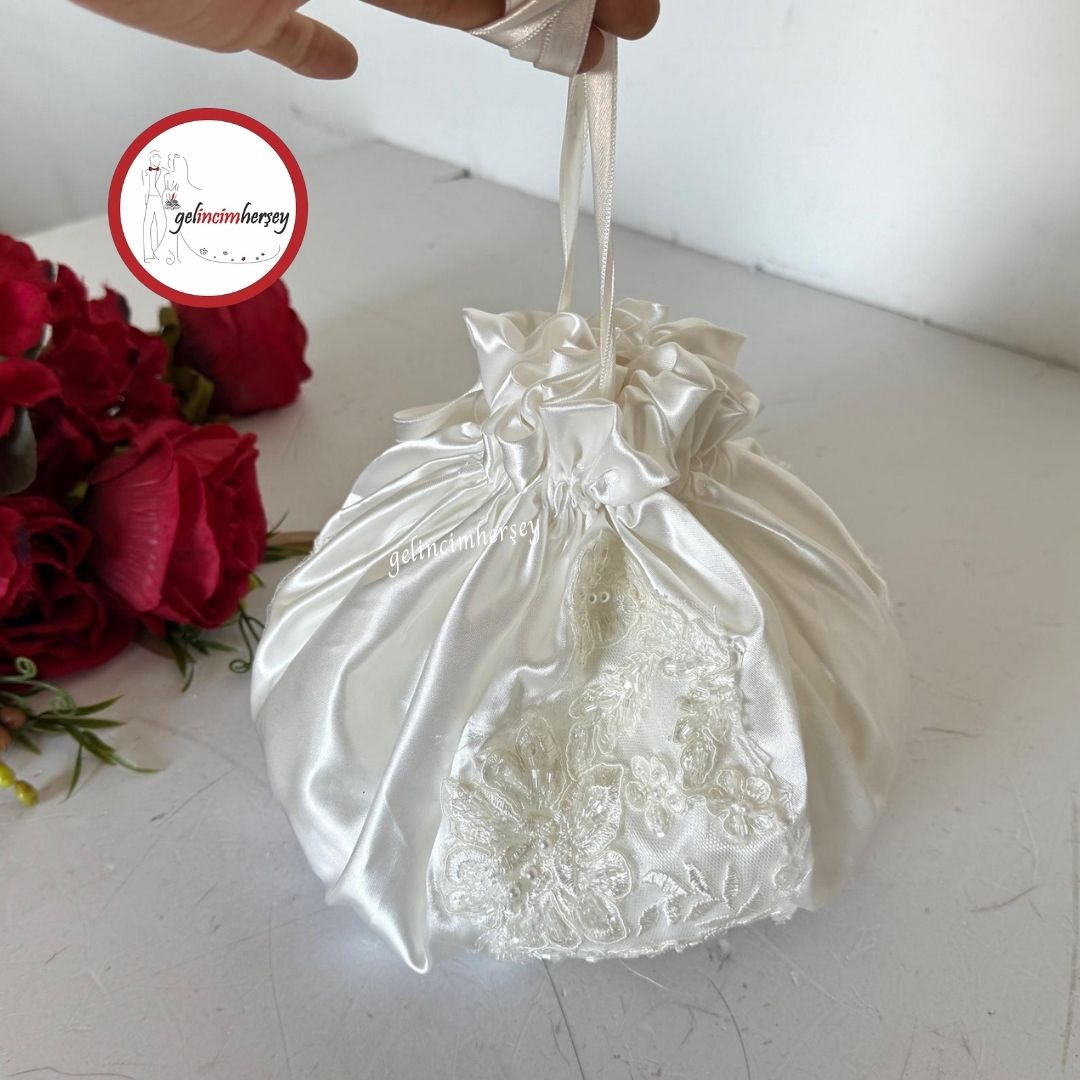 GelincimherşeyDantelliGelinTakıKesesiEkru