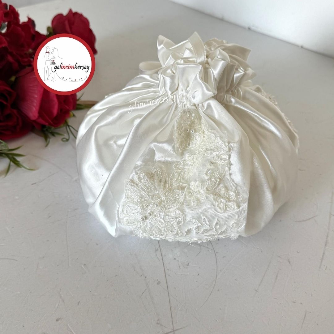 GelincimherşeyDantelliGelinTakıKesesiEkru1