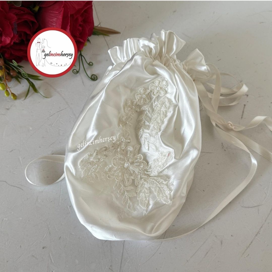 GelincimherşeyDantelliGelinTakıKesesiEkru3