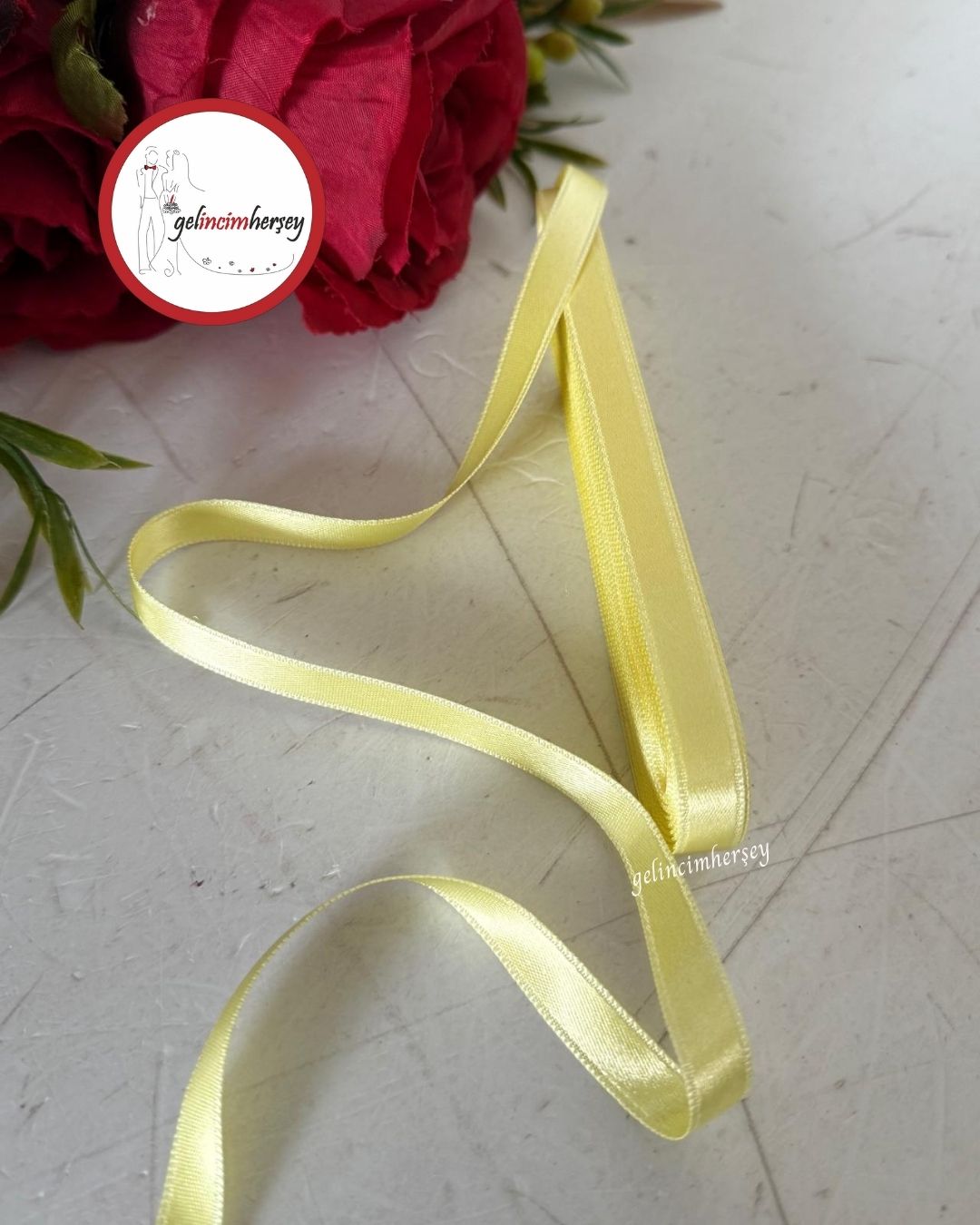GelincimherşeySatenKurdele1cmSarı1