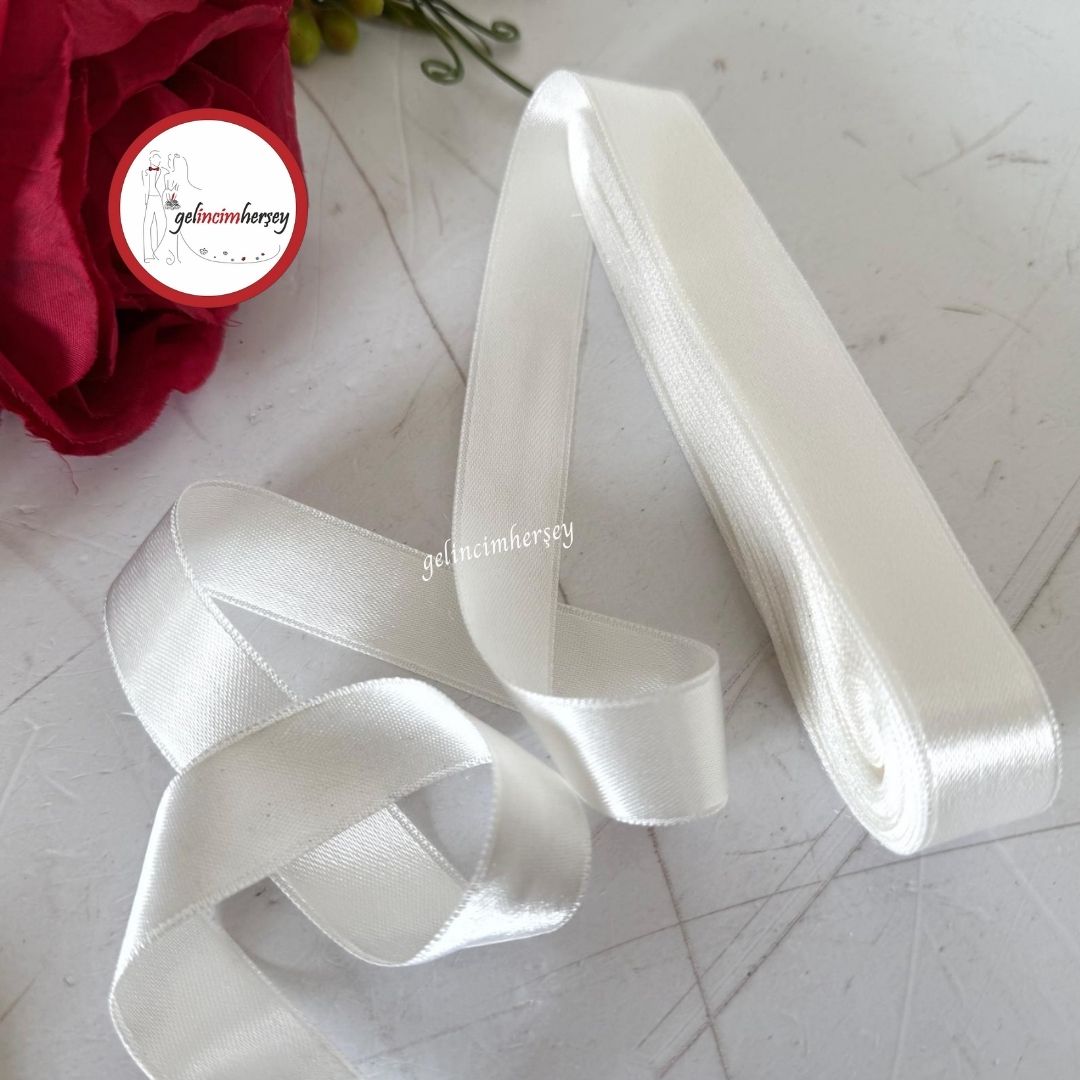 Gelincimherşey2cmSatenKurdeleKrem1