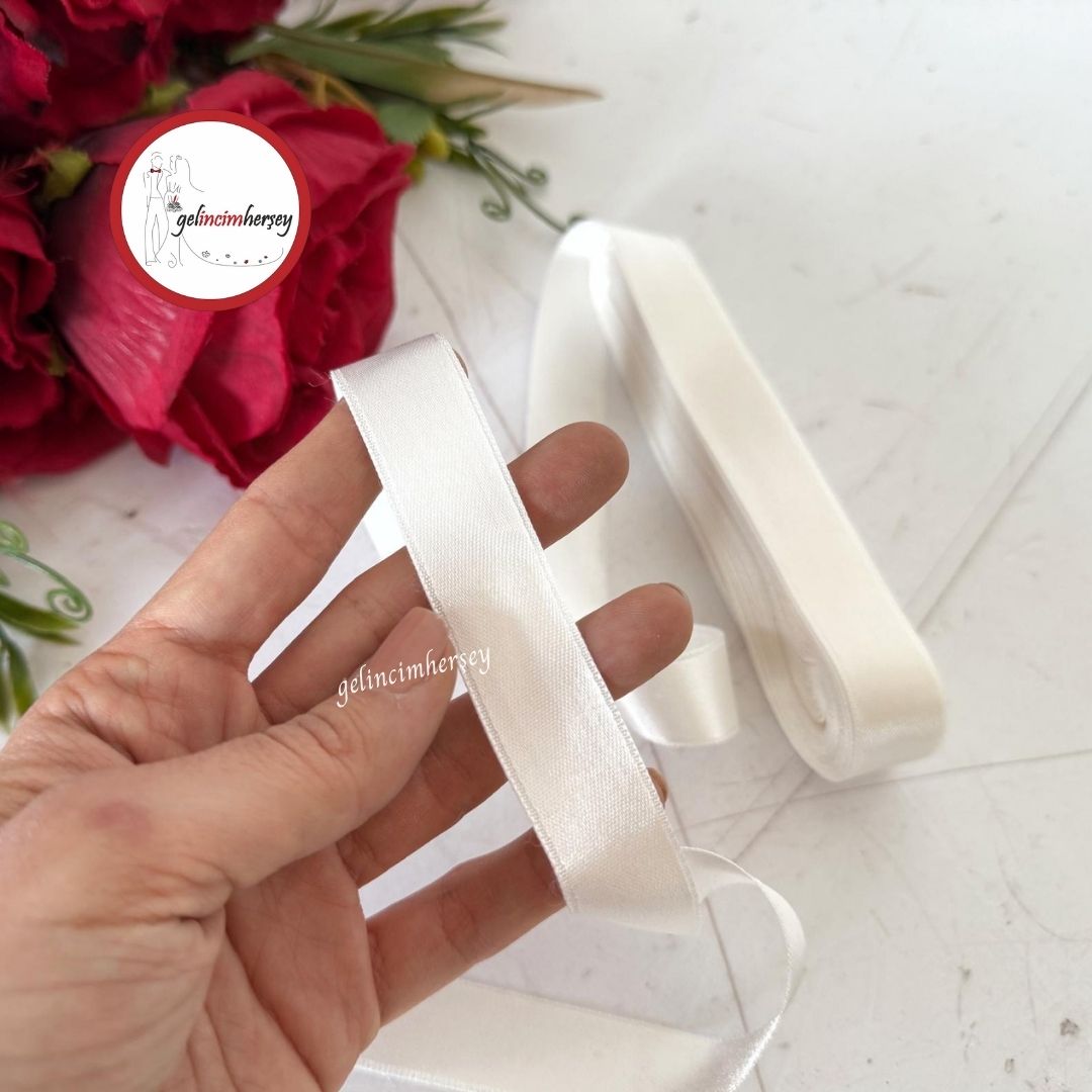 Gelincimherşey2cmSatenKurdeleKrem2