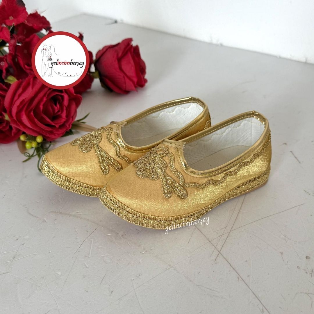 GelincimherşeyAltınArkasıKapalıNakışlıÇarıkÇocuk
