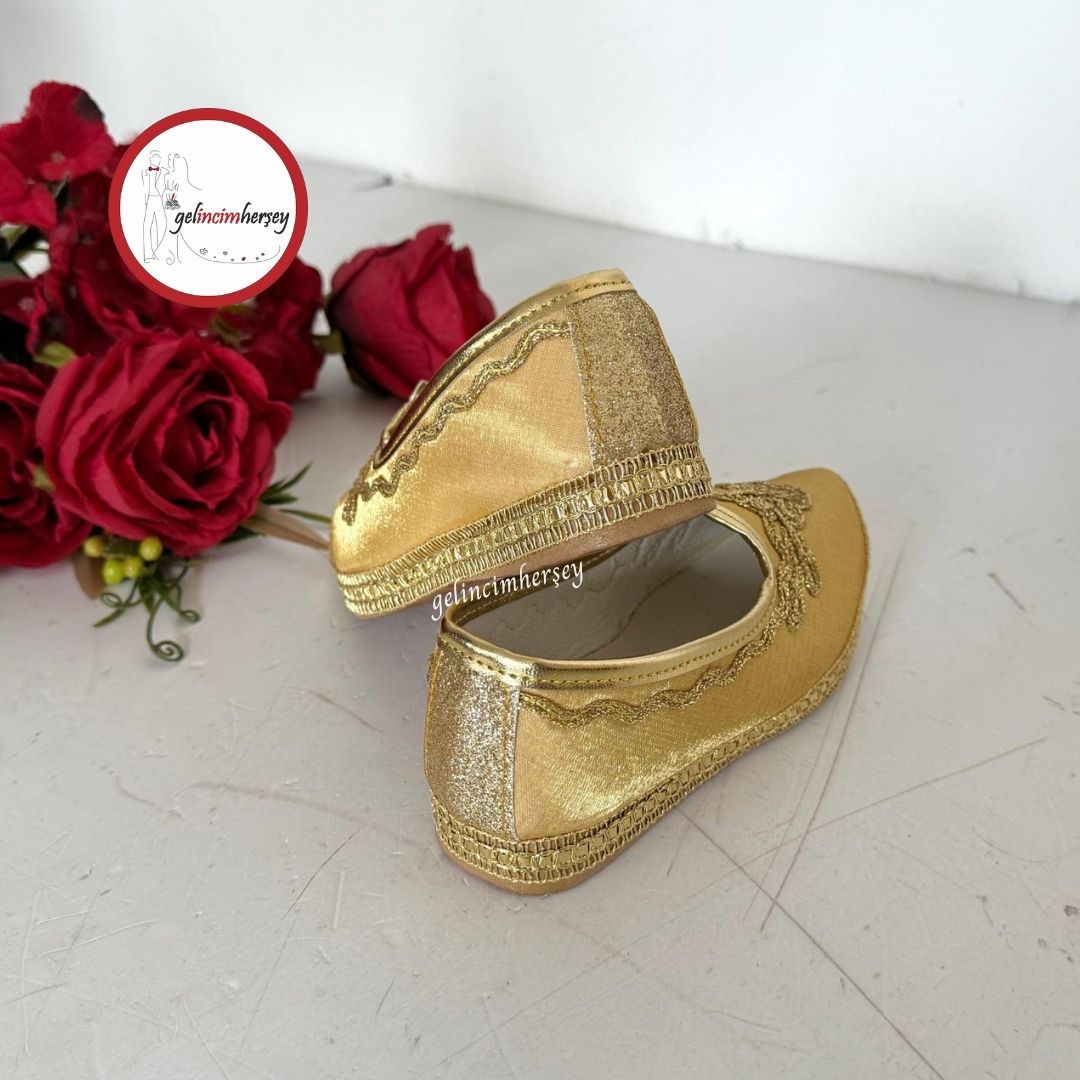 GelincimherşeyAltınArkasıKapalıNakışlıÇarıkÇocuk2