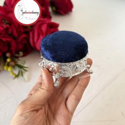 Gelincimherşey Kadife Kaplı 4 Ayaklı Puf İğnelik - LACİVERT