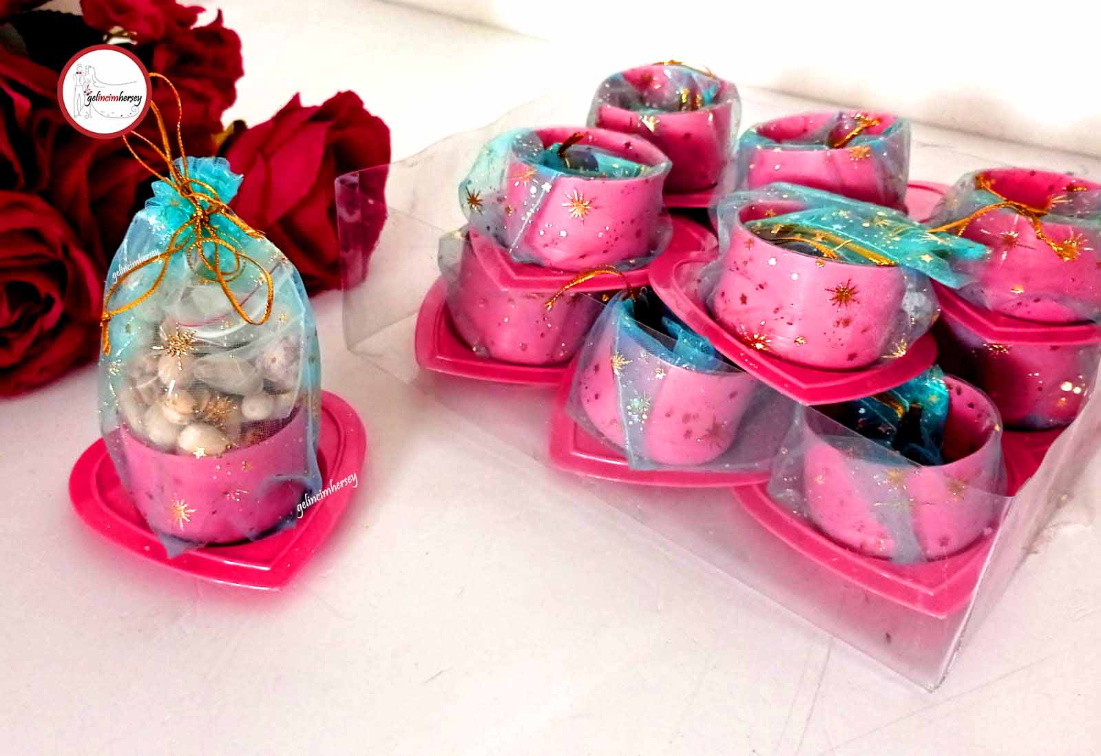 gelincimhersey pembe altlıklı çerezlik kutu 2