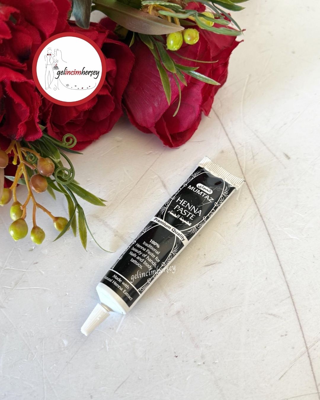 GelincimherşeyTüpHintKınasıSiyah2 Gelincimherşey Desen çizimi için Sıvı Tüp Hint Kınası