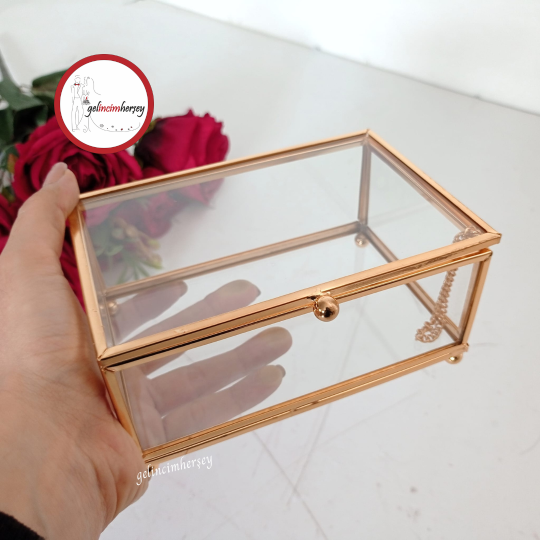 gelincimherşeydikdörtgencamkutuküçükboy