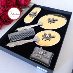 Gelincimherşey Söz Nişan Bohça için Hediyelik Çeyizlik Broşlu 5 Parça Ayna Tarak Seti