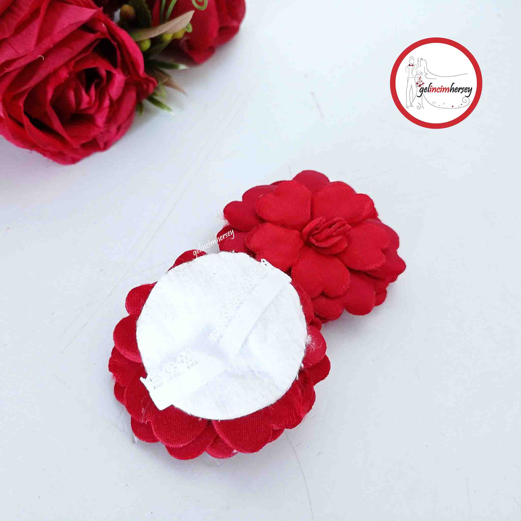 gelincimherşeykırmızı2lielgülü