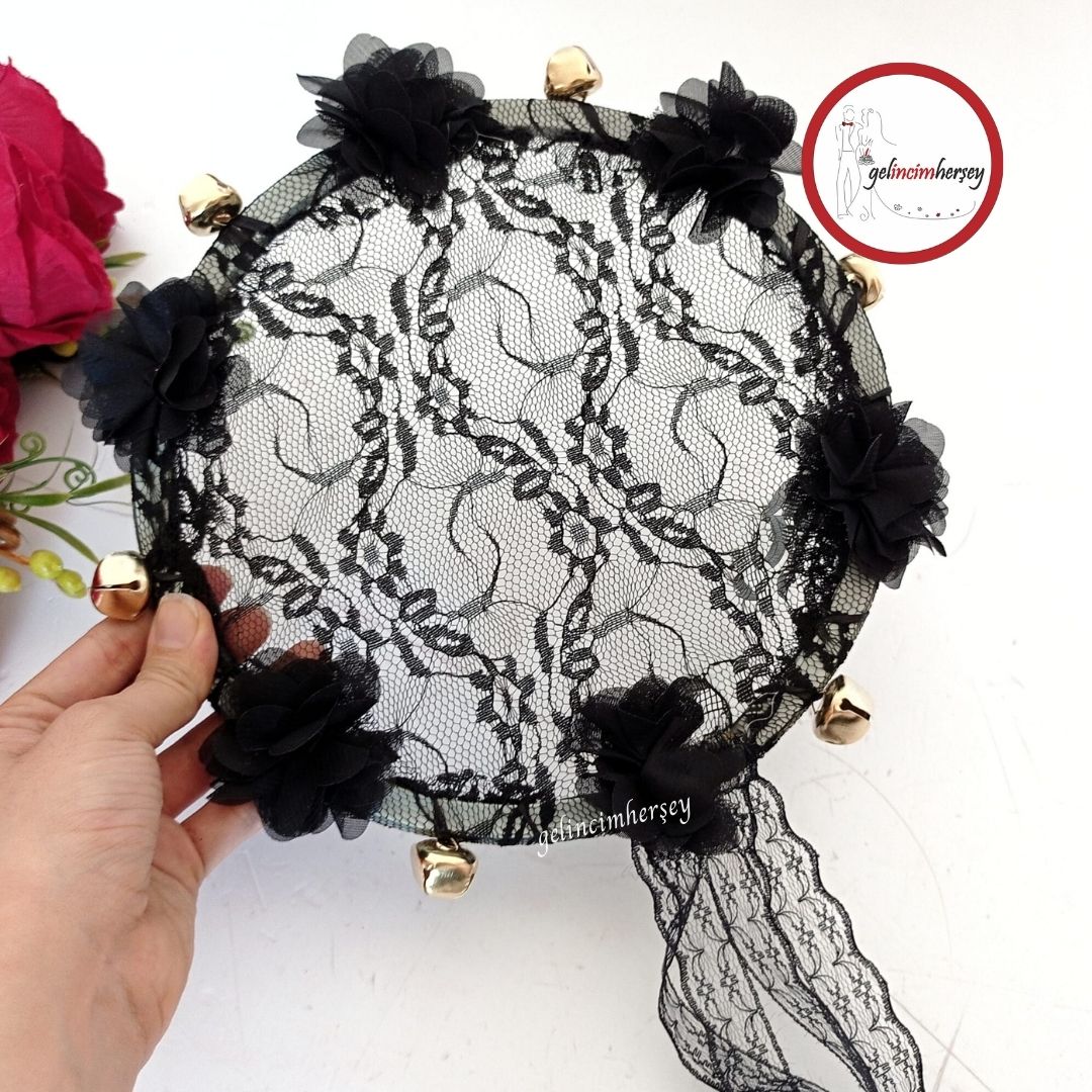 gelincimherşeysiyahçiçeklidanteltef