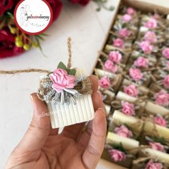 Gelincimherşey 30’lu Çiçek ve Pıtırcık Süslemeli Kokulu Hediyelik Sabun - PEMBE-GÜMÜŞ