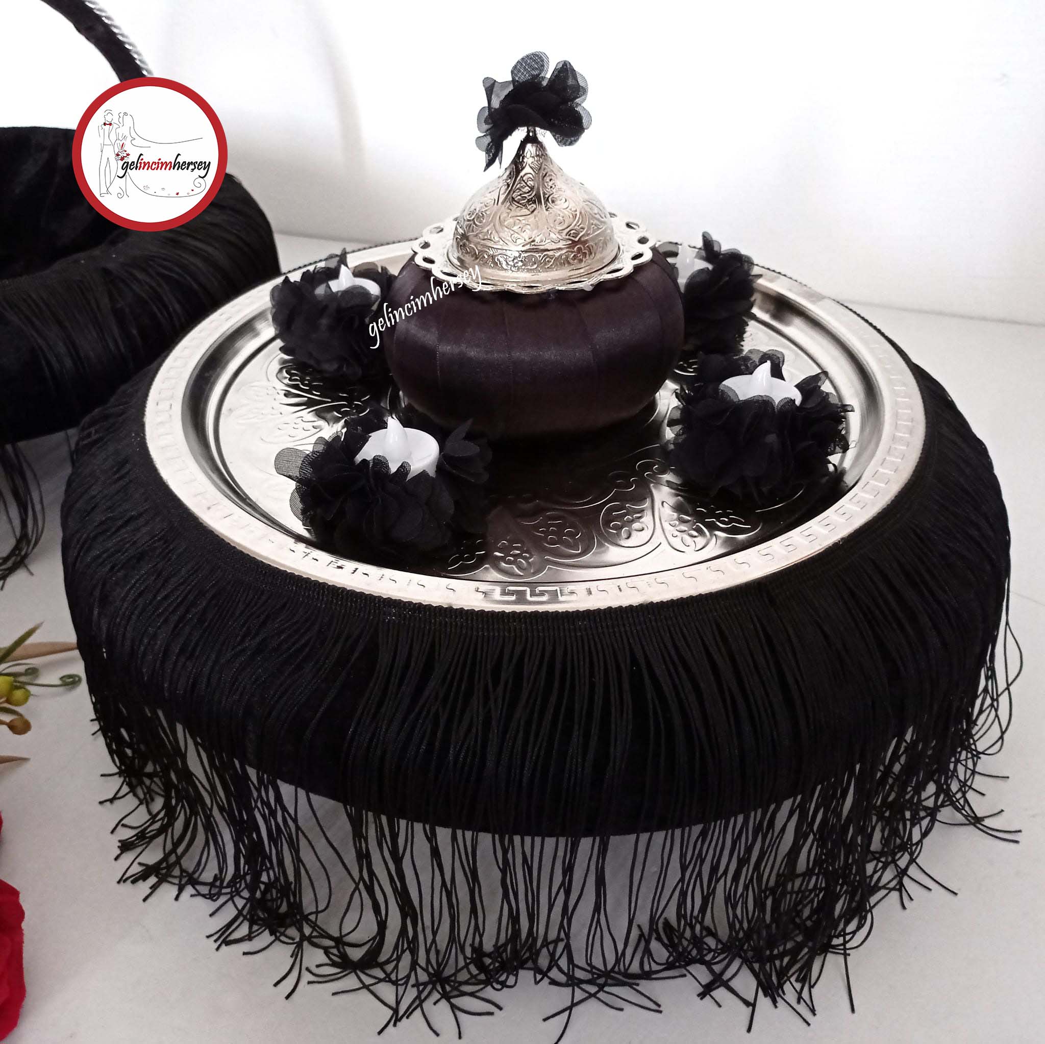 gelincimherşey siyah püsküllü kına tepsisi kına sepeti 1