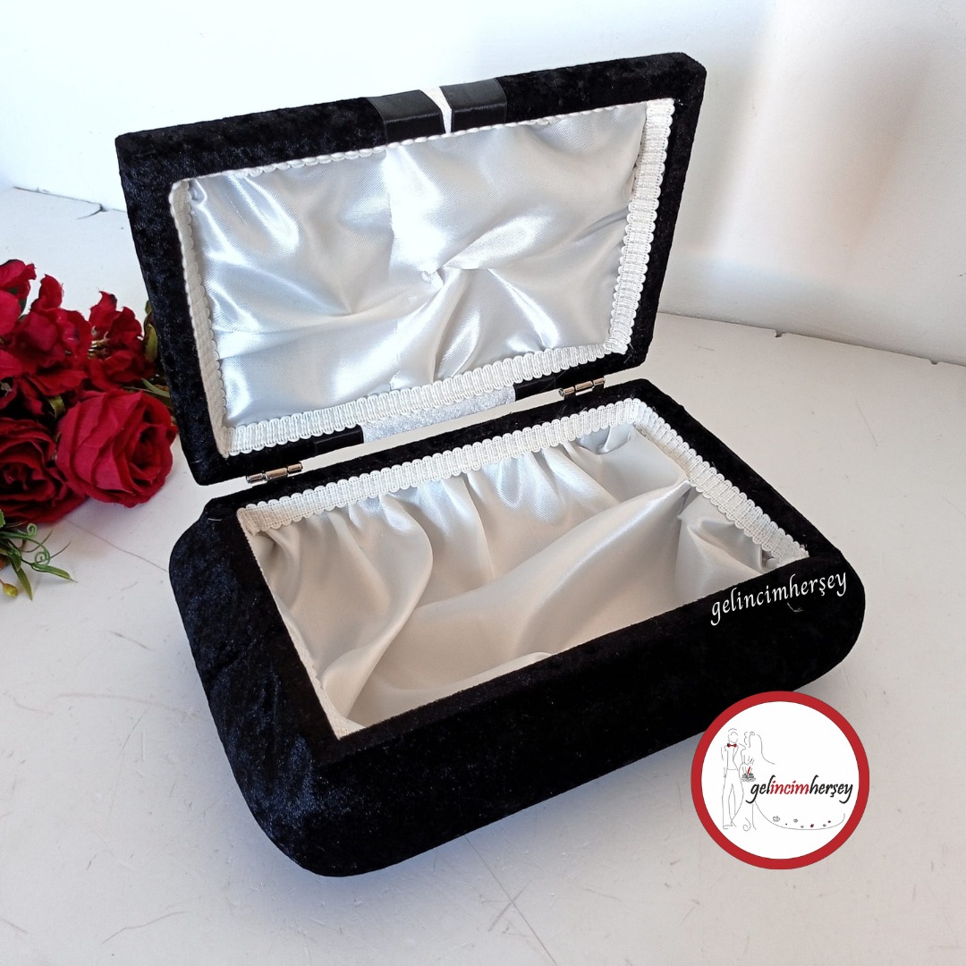 GelincimherşeySiyahTıraşTakımıDamatSandığı