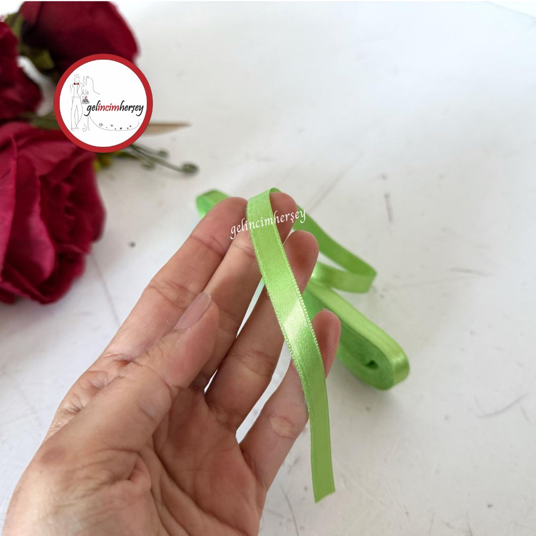 Gelincimherşey1cmSatenKurdeleFıstıkYeşili1