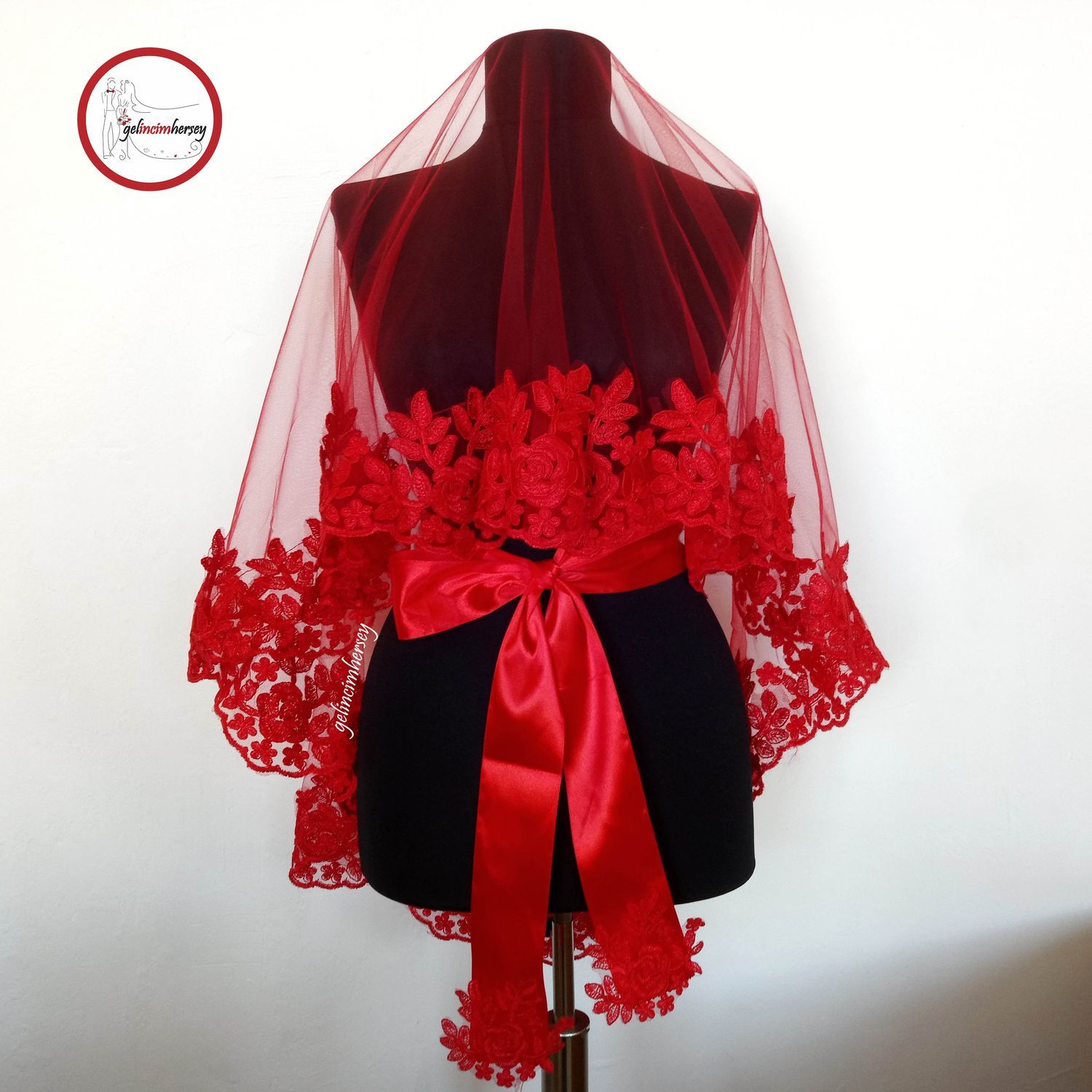 GelincimherseyAplikFransizGupurluGelinDuvagiKirmizi