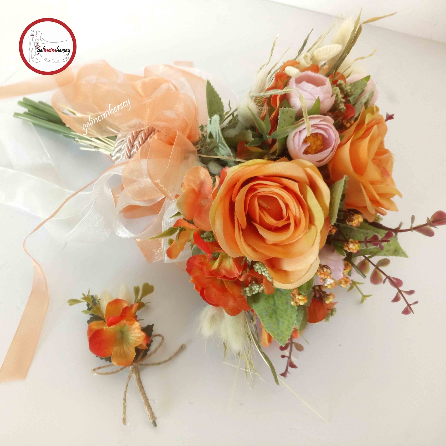 GelincimherşeyGelinBuketiveDamatYakaÇiçeğiTuruncu1