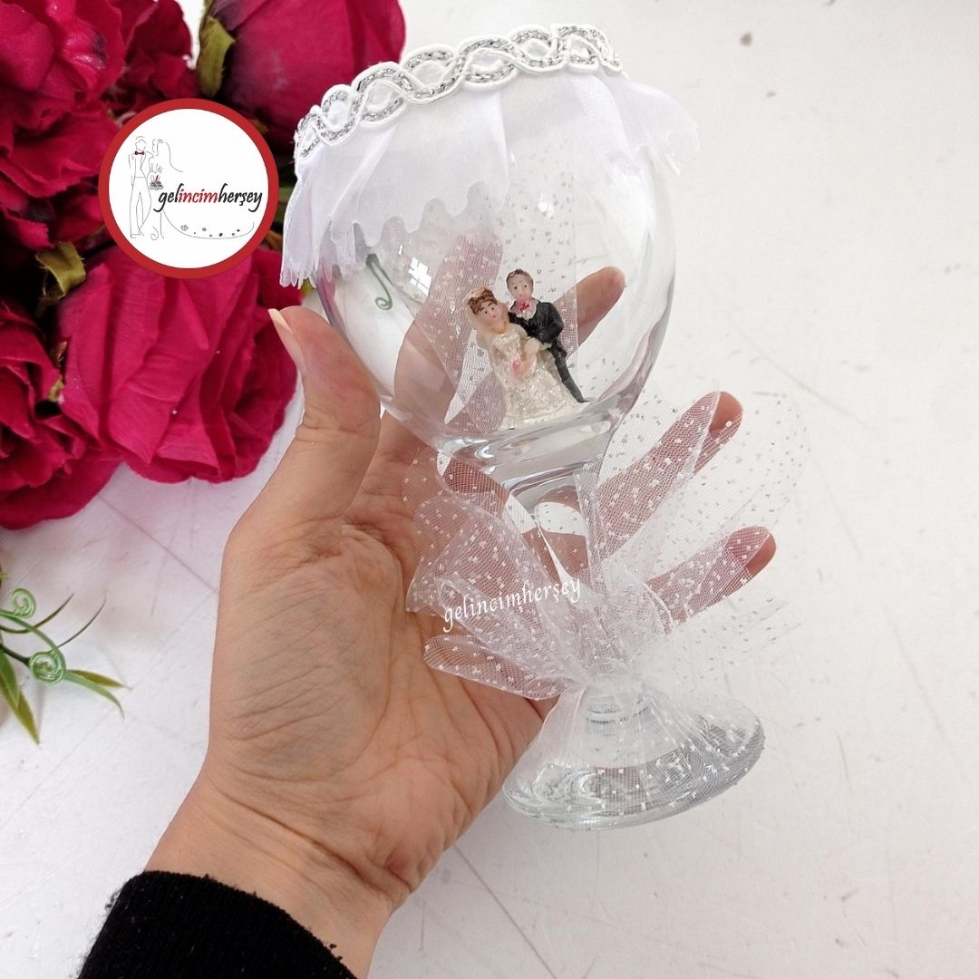 GelincimherşeyGelinDamatBibloSüslemeliCamKadehİğnelik