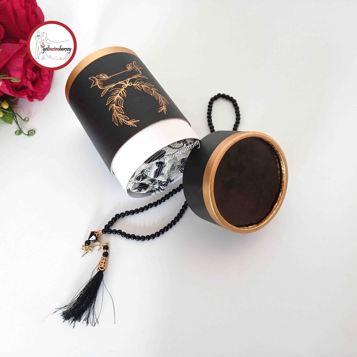 GelincimherşeySilindirKutuluSeccadeTesbihSiyah3