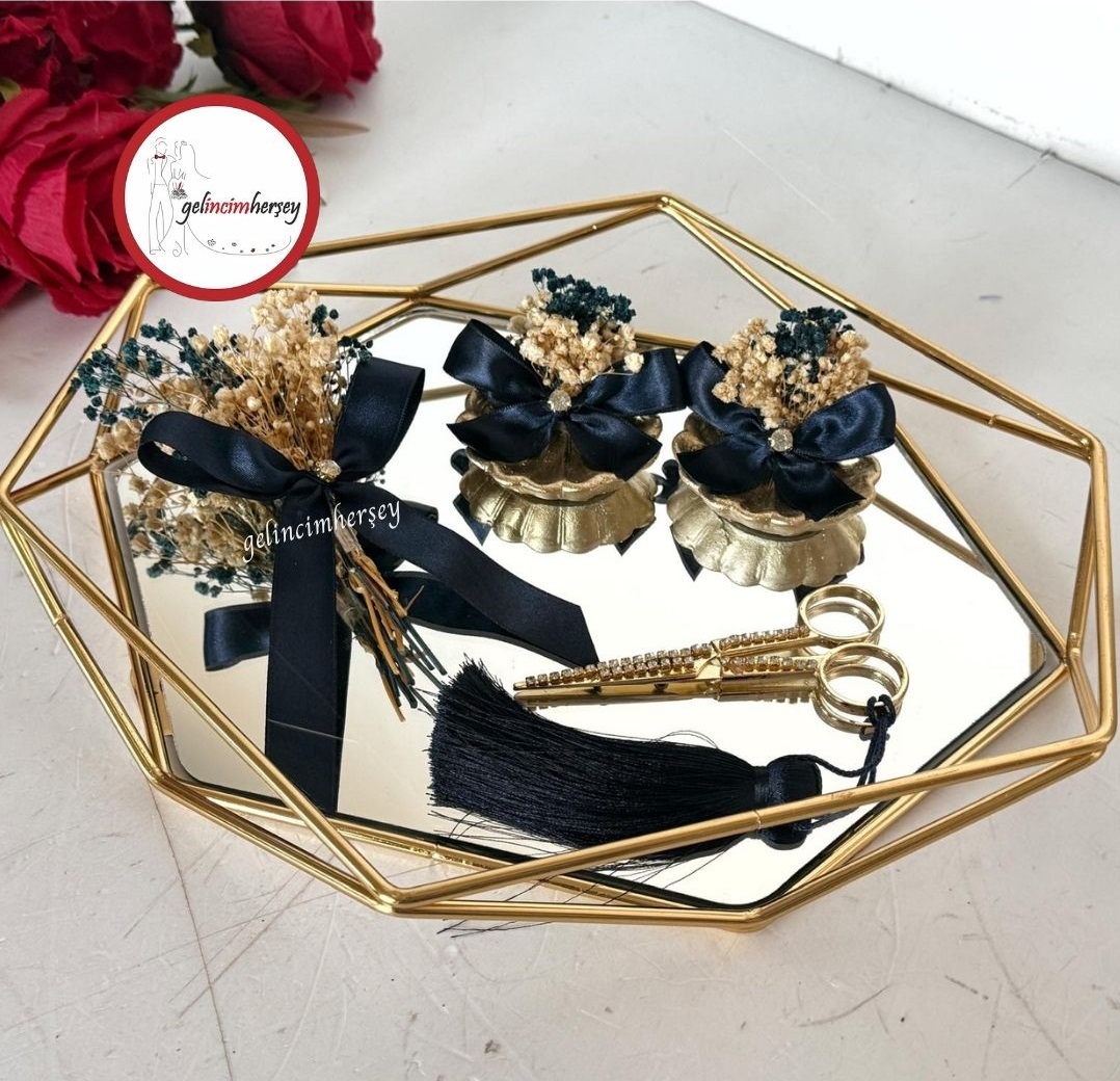 GelincimherşeySözNişanYüzükTepsisiLacivert