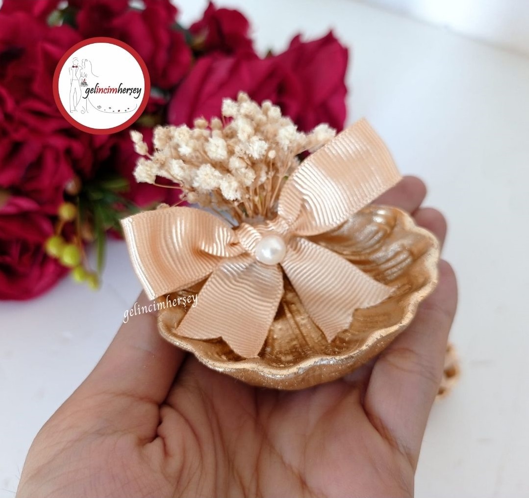 gelincimherşeygoldyüzükyükseltici1