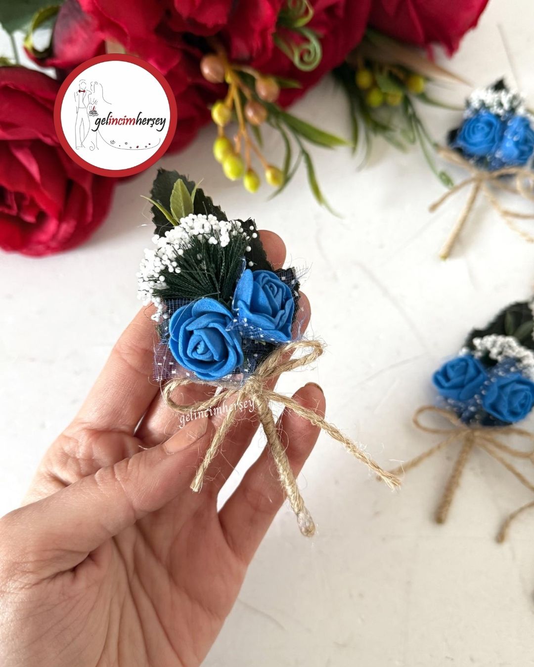 Gelincimherşey10'luLateksÇiçekliYakaÇiçeğiSaksMavi2 Gelincimherşey 10'lu Lateks Çiçekli Yaka Çiçeği Saks Mavi