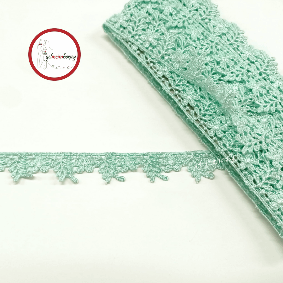 GelincimherşeyÇiçekliNilYeşiliDantelGüpür1