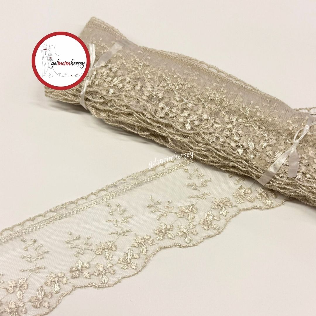 GelincimherşeyMinikÇiçekliDantelTülGüpürBej1