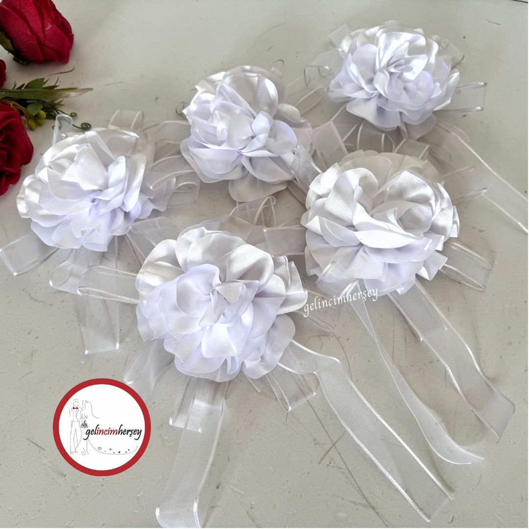 GelincimherşeySatenDekoratifÇiçekliBohçaSüsüBeyaz