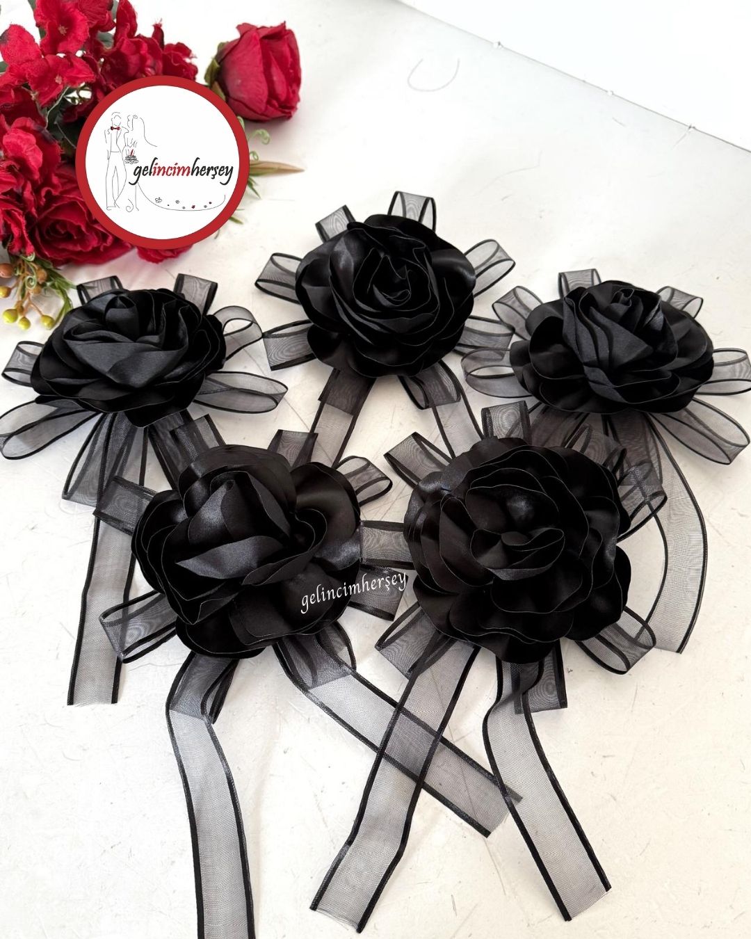GelincimherşeySatenDekoratifÇiçekliBohçaSüsüSiyah2