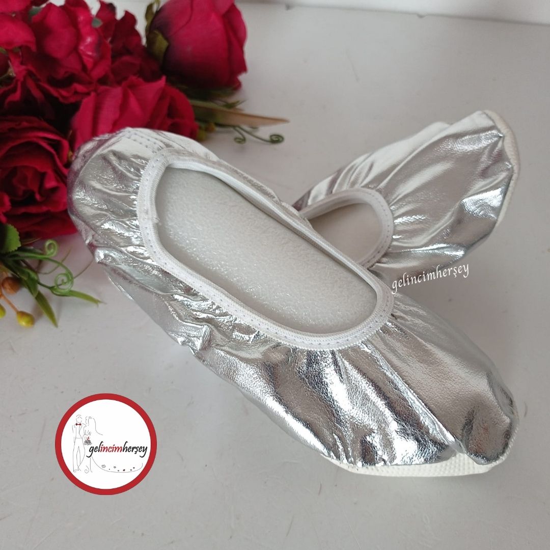 GelincimherşeyÖzelGösteriYetişkinDansBabetiPisiPisiGümüş1