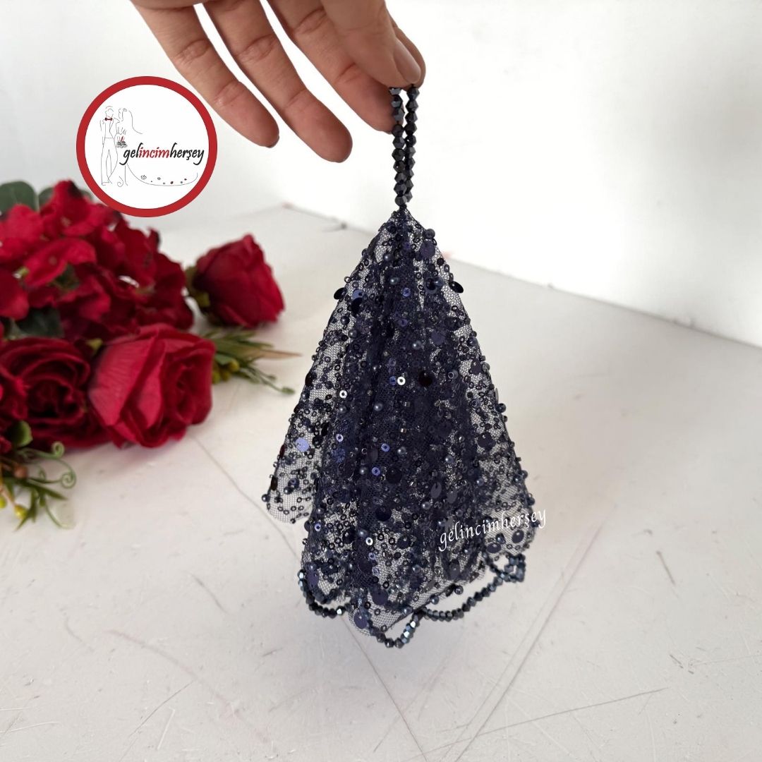 GelincimherşeyKristalBoncukİşlemeliGelinHalayMendiliLacivert