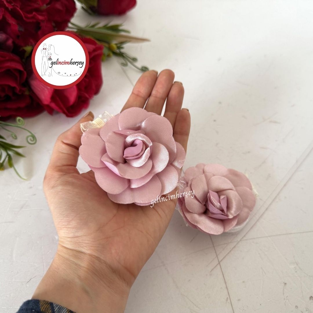 Gelincimherşey2liLastikliGülModelSatenKumaşlıPamukluGelinElGülüPudra1