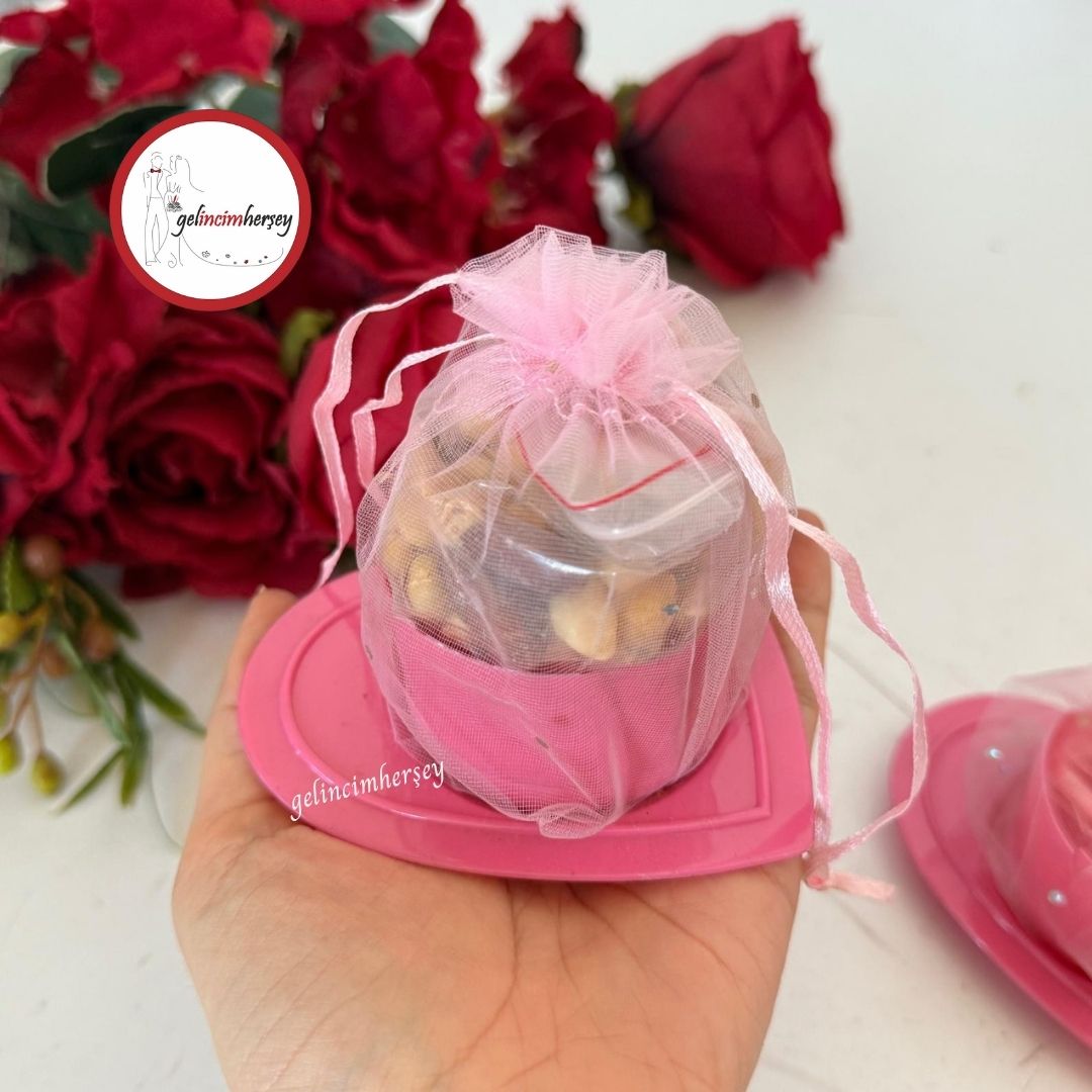 Gelincimherşey24’lüKalpliTabaktaYaldızlıKeseliHediyelikÇerezlikPembe1