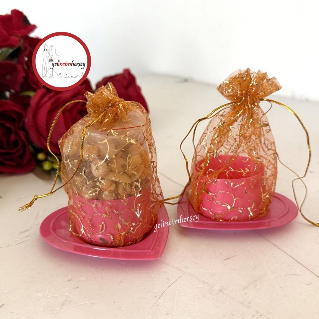 Gelincimherşey24’lüKalpliTabaktaYaldızlıKeseliHediyelikÇerezlikPembeTuruncu