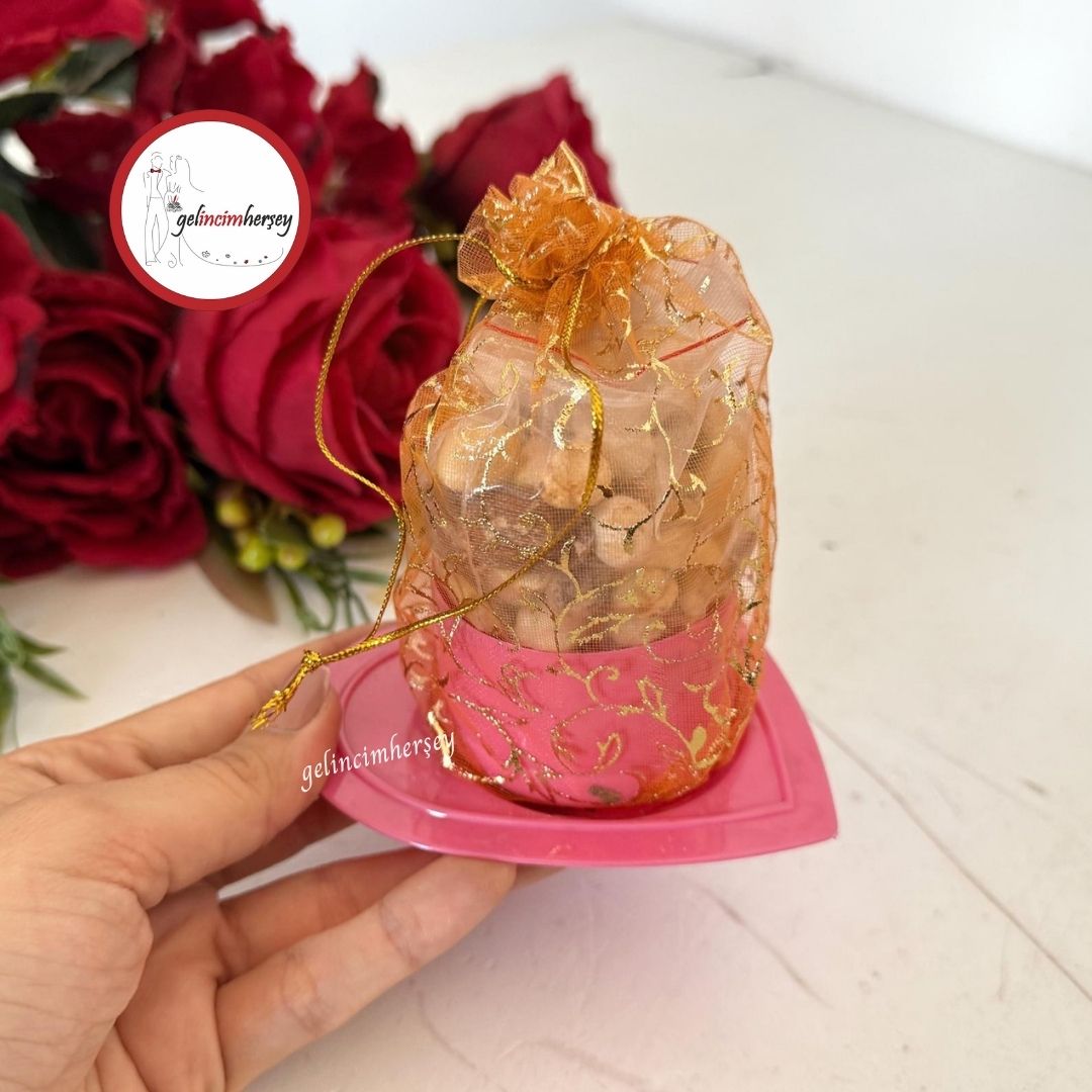 Gelincimherşey24’lüKalpliTabaktaYaldızlıKeseliHediyelikÇerezlikPembeTuruncu1