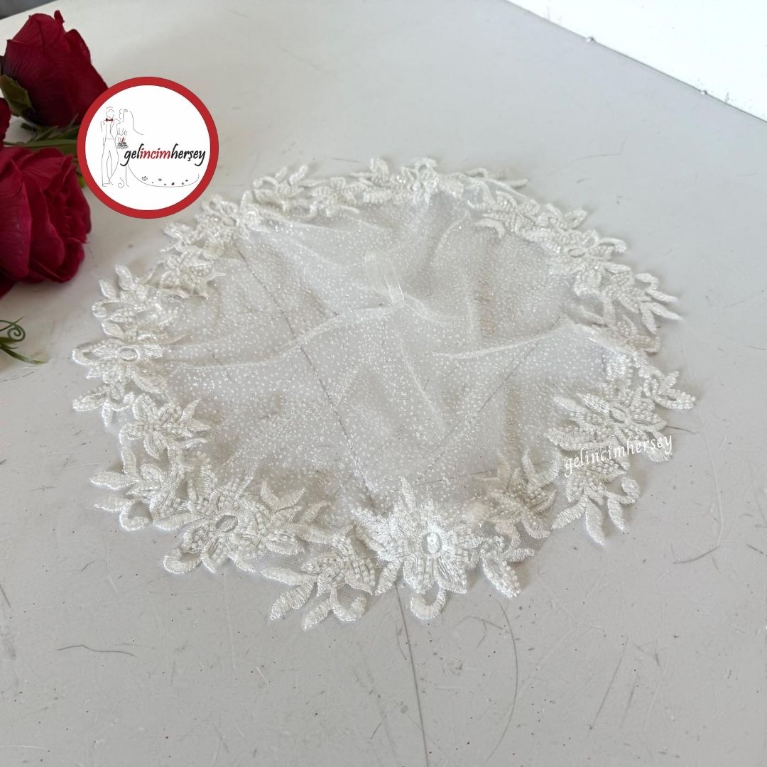 GelincimherşeyBoncukişliDantelliGelinHalayMendiliEkru