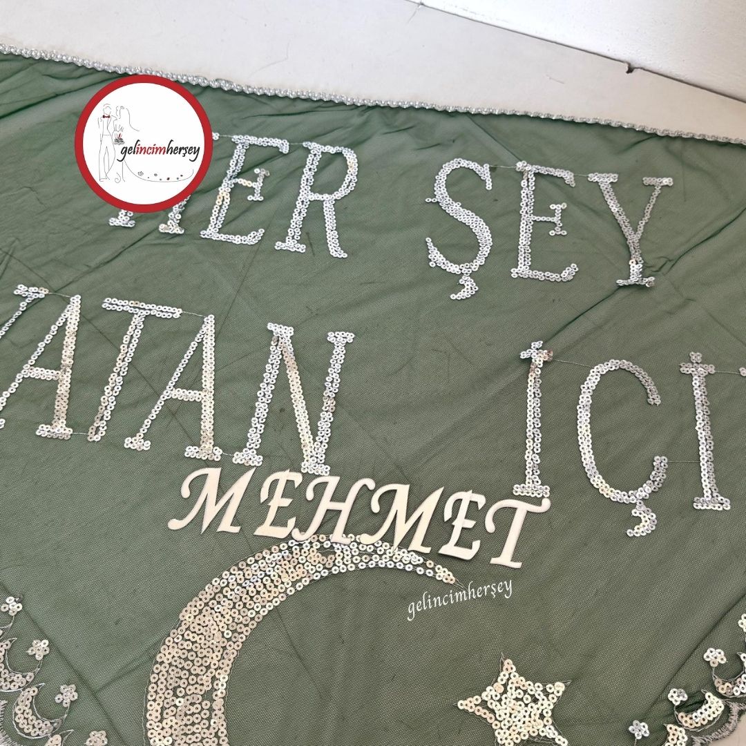 GelincimherşeyİsimliYeşilHerŞeyVatanİçinYazılıAskerŞalı2