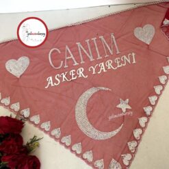 Gelincimherşey Kırmızı Yazılı Üçgen Asker Yareni Şal - CANIM