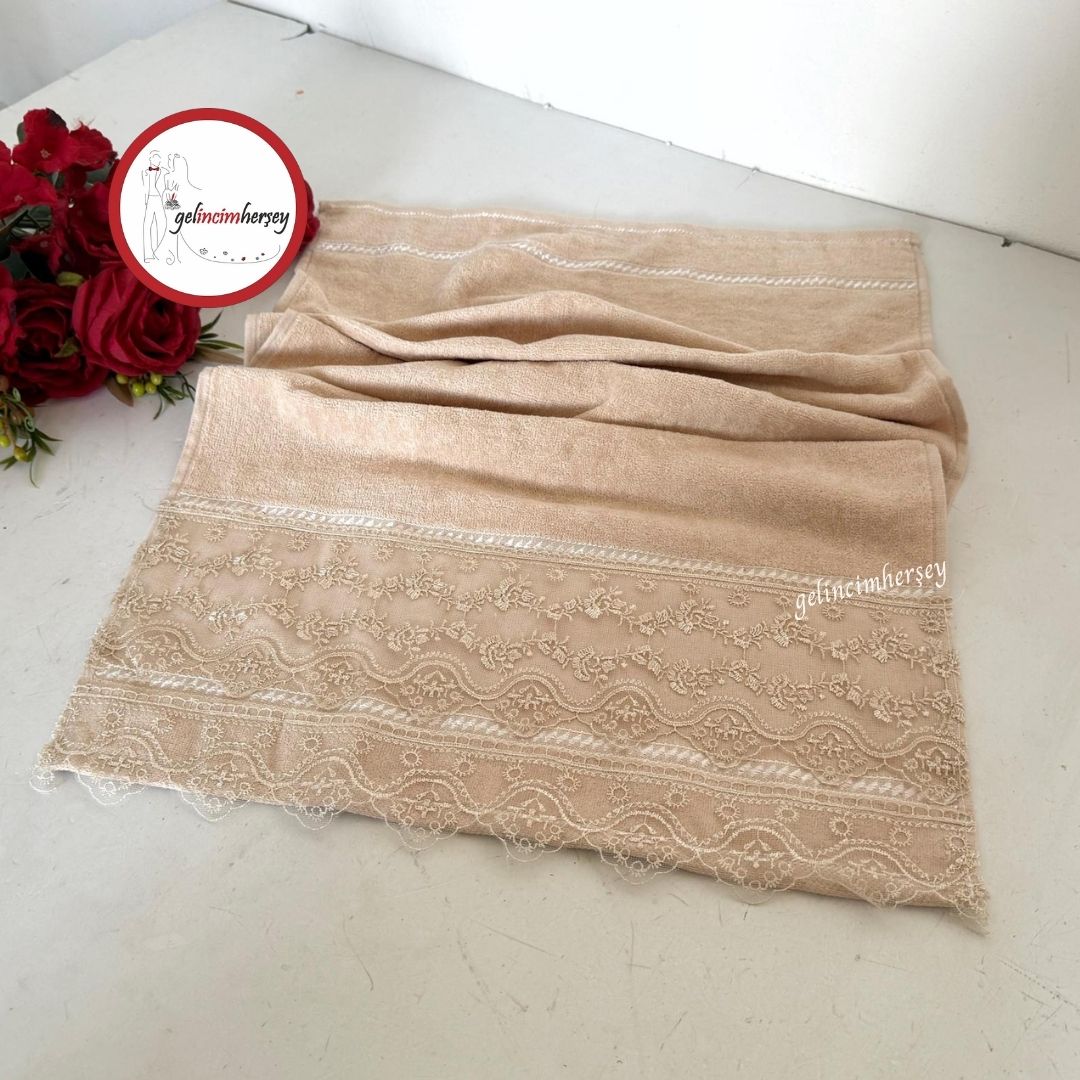 GelincimherşeyÇiftDantelDetaylıElYüzHavlusuBej