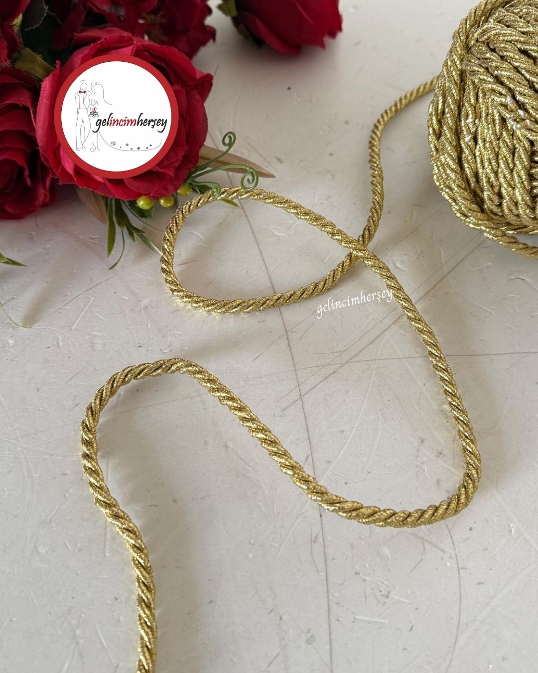 GelincimherşeyHalatKordonİpAltın2