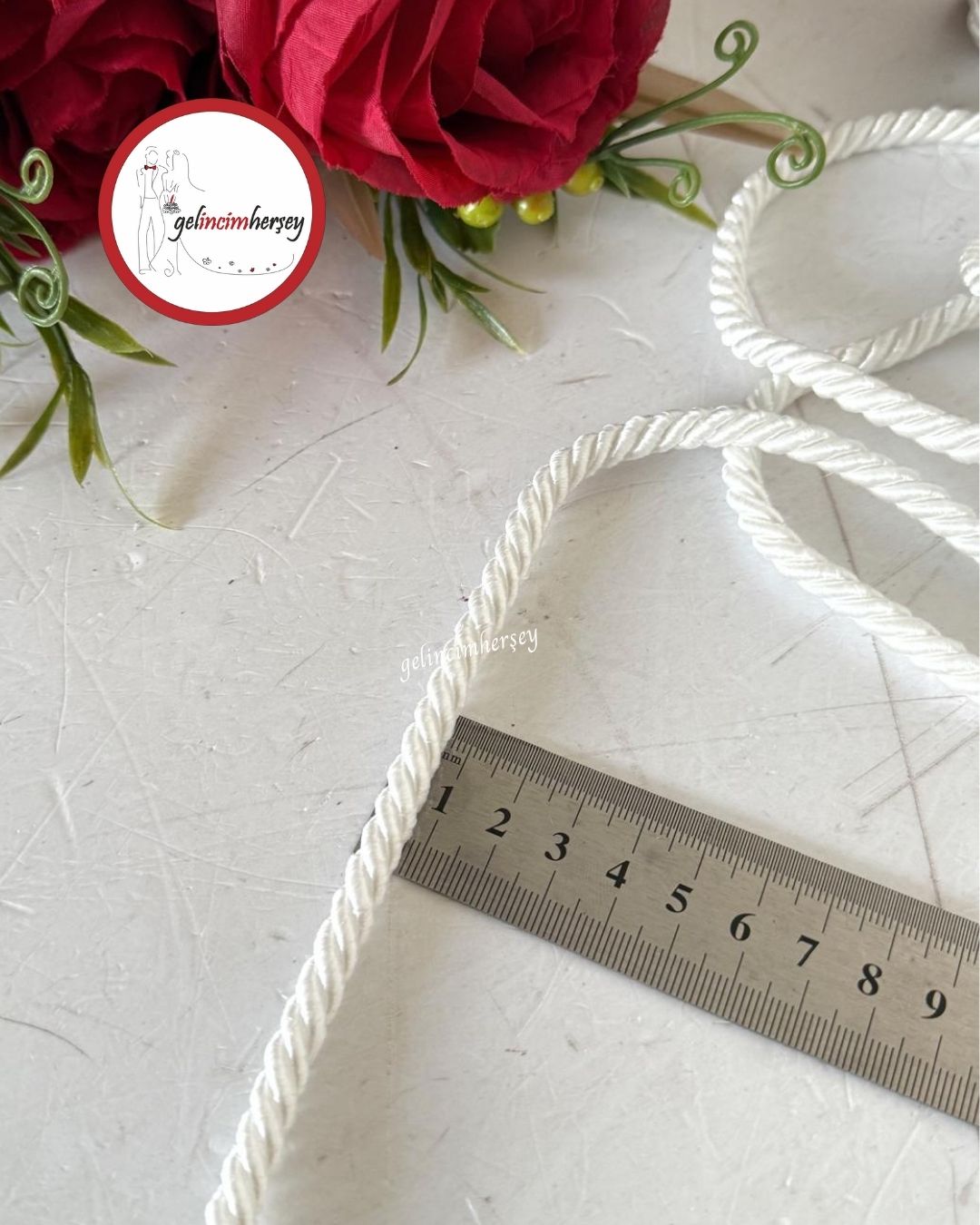 GelincimherşeyHalatKordonİpEkru