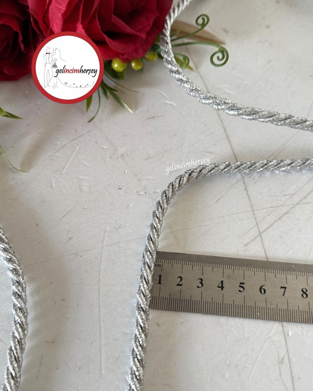 GelincimherşeyHalatKordonİpGümüş