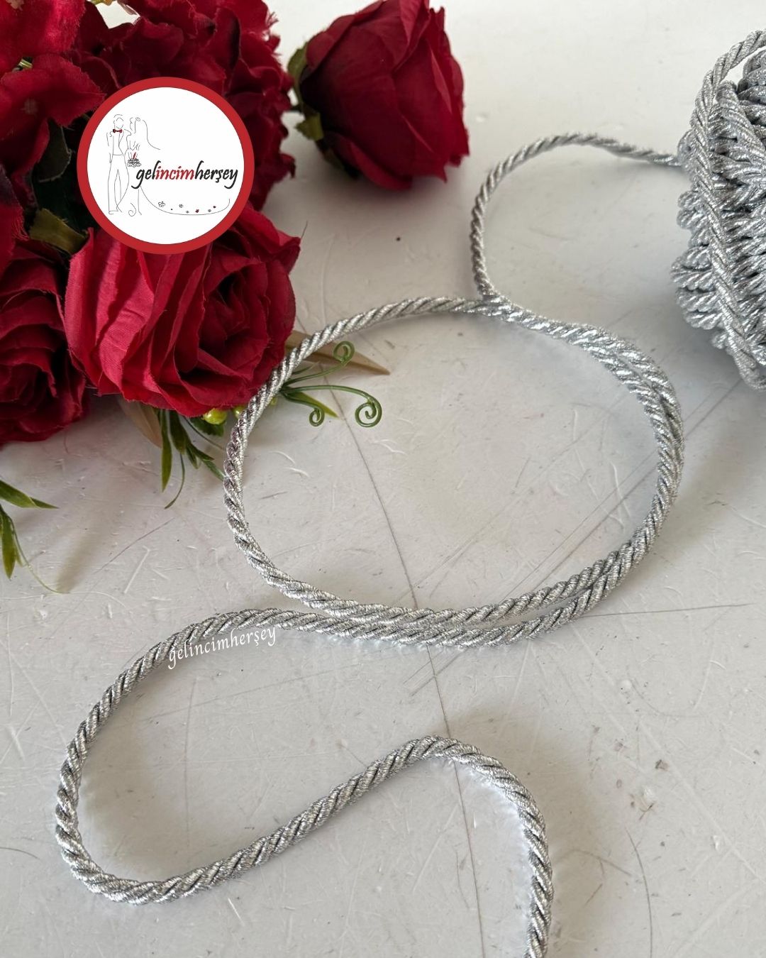 GelincimherşeyHalatKordonİpGümüş1