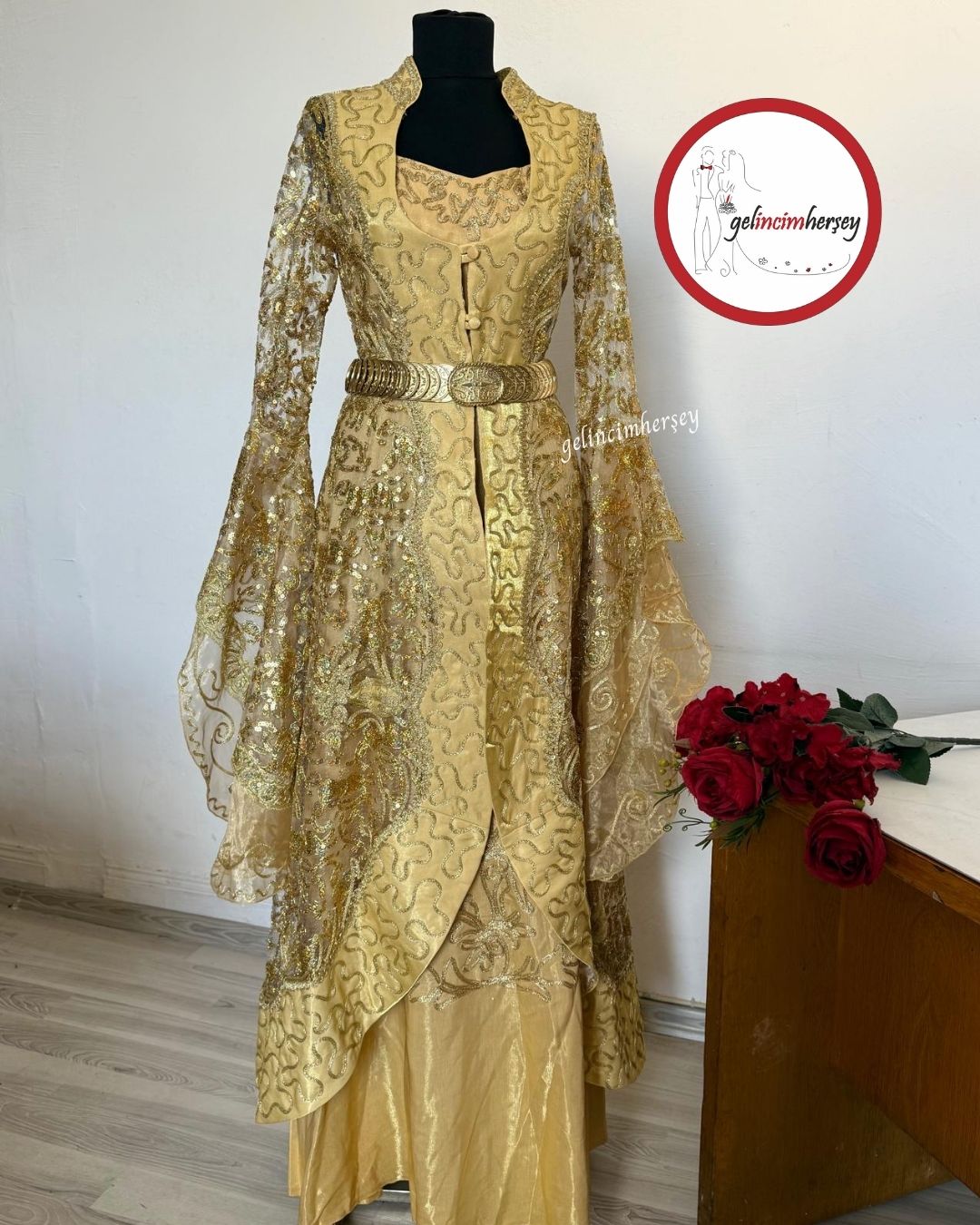 GelincimherşeyHürremModelKaftanBindallıAltın3