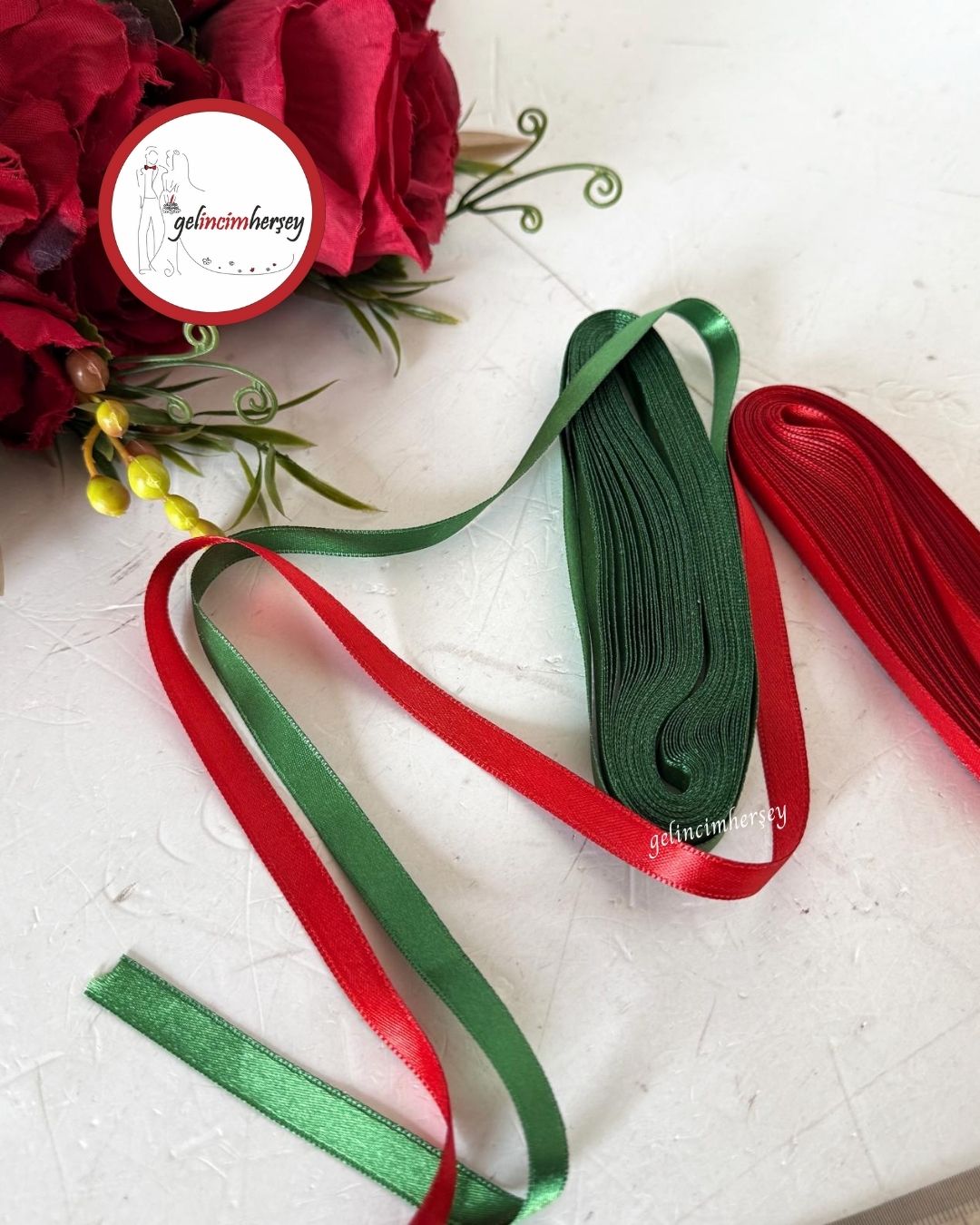 Gelincimherşey2RenkYılbaşıKonseptSatenKurdele1