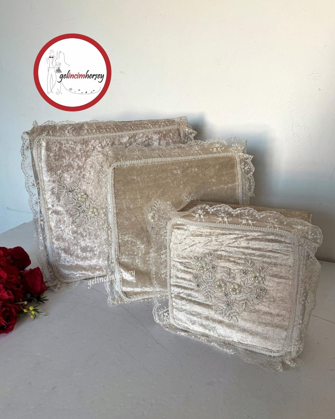 Gelincimherşey3'lüNişanÇeyizBohçasıİçinDantelliKadifeHurçBej2