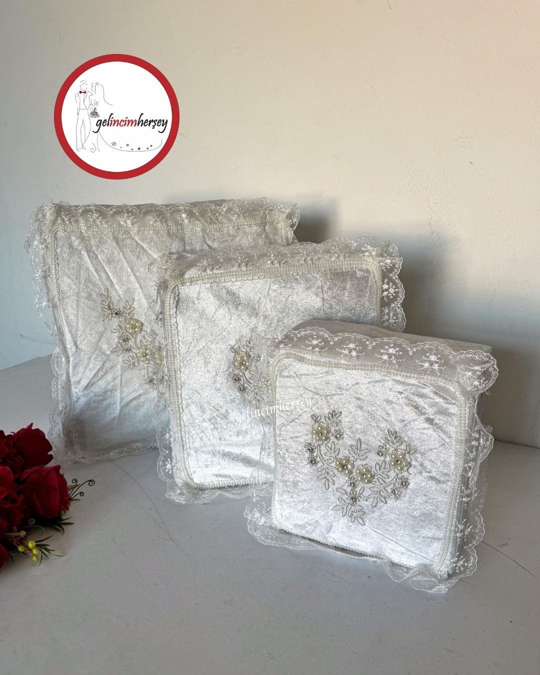Gelincimherşey3'lüNişanÇeyizBohçasıİçinDantelliKadifeHurçEkru2